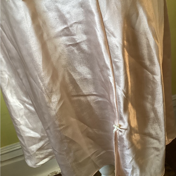 California Dynasty NWT Pretty Champagne Robe & Gown Set with Ivory Lace Size M - Picture 13 of 16